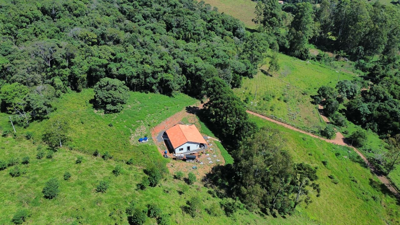 🏡 Lindo Sitío a venda em Cambuí – Serra do Cabral | 24.200m² de área total