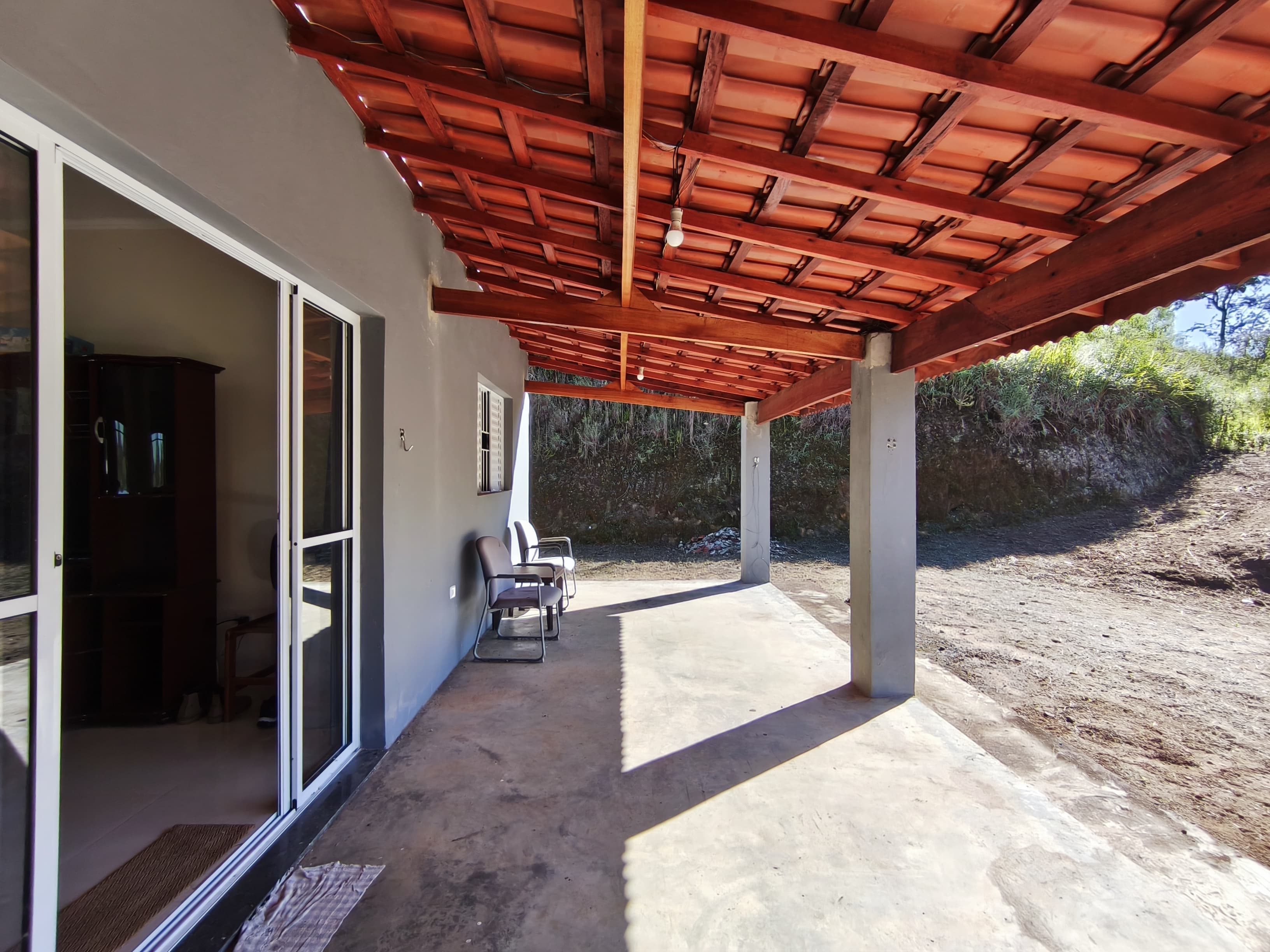 🌿🏡 CHÁCARA À VENDA EM TOLEDO – MG 🏡🌿🌳 Área total de 5.300 m²