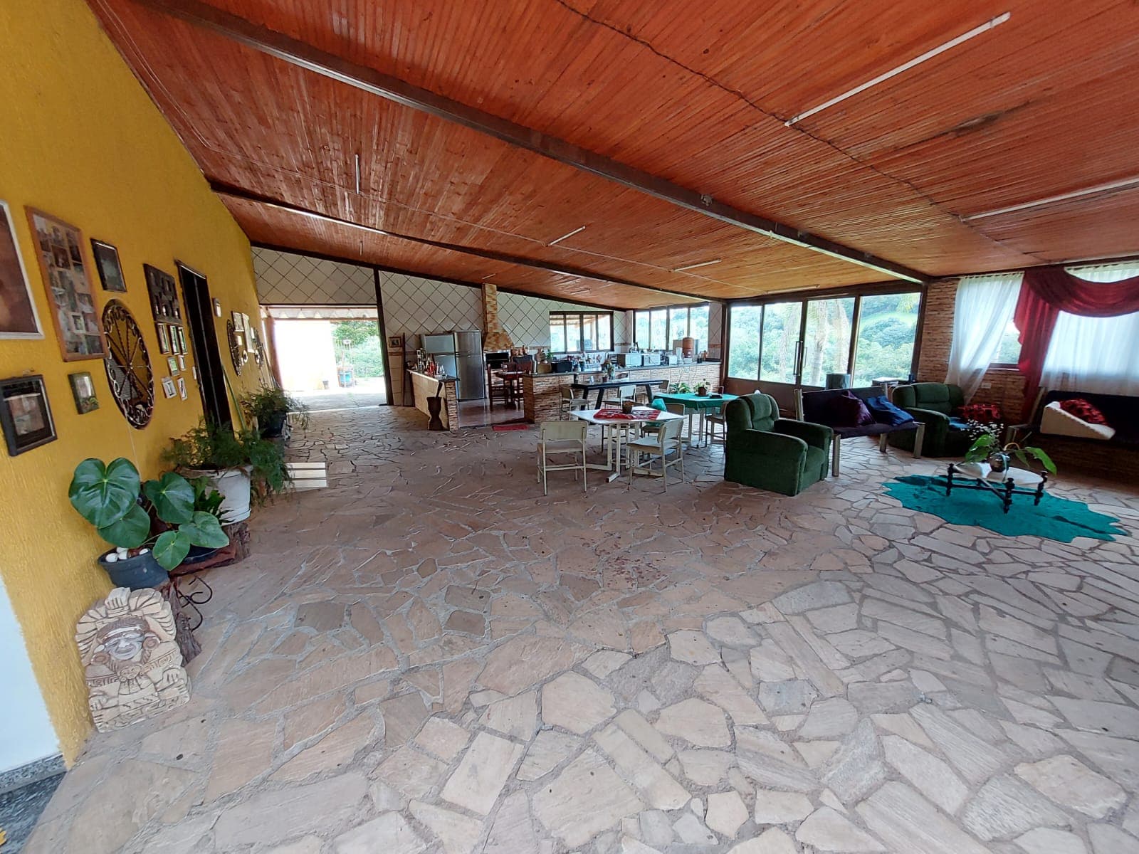 🌳🏡 EXCELENTE SÍTIO À VENDA – PORTEIRA FECHADA – TOLEDO/MG 🏡🌳