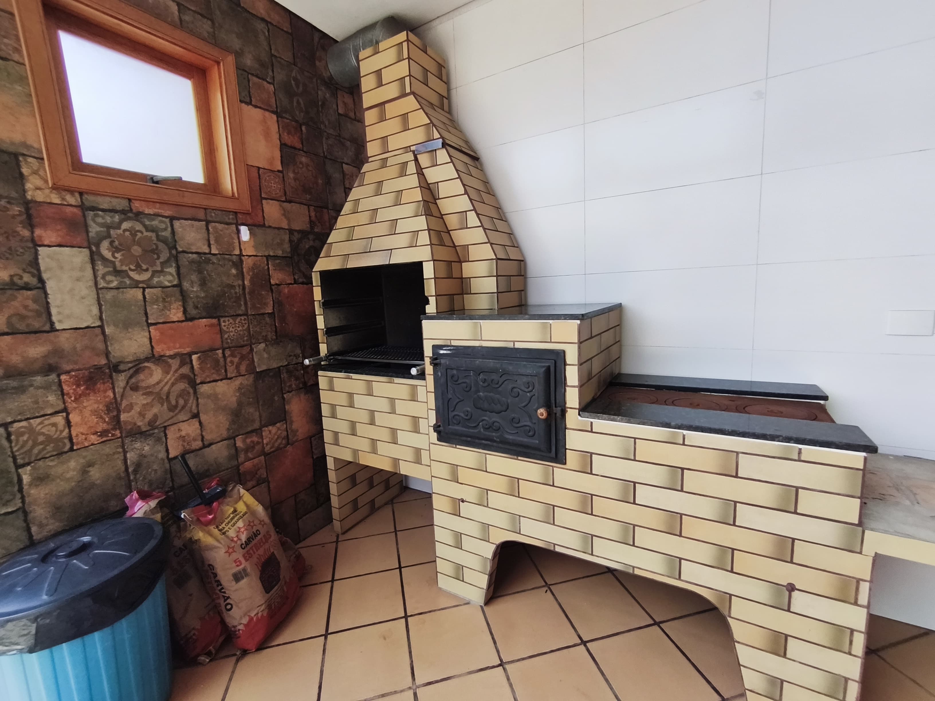 Oportunidade: Casa à Venda no Bairro dos Pereiras