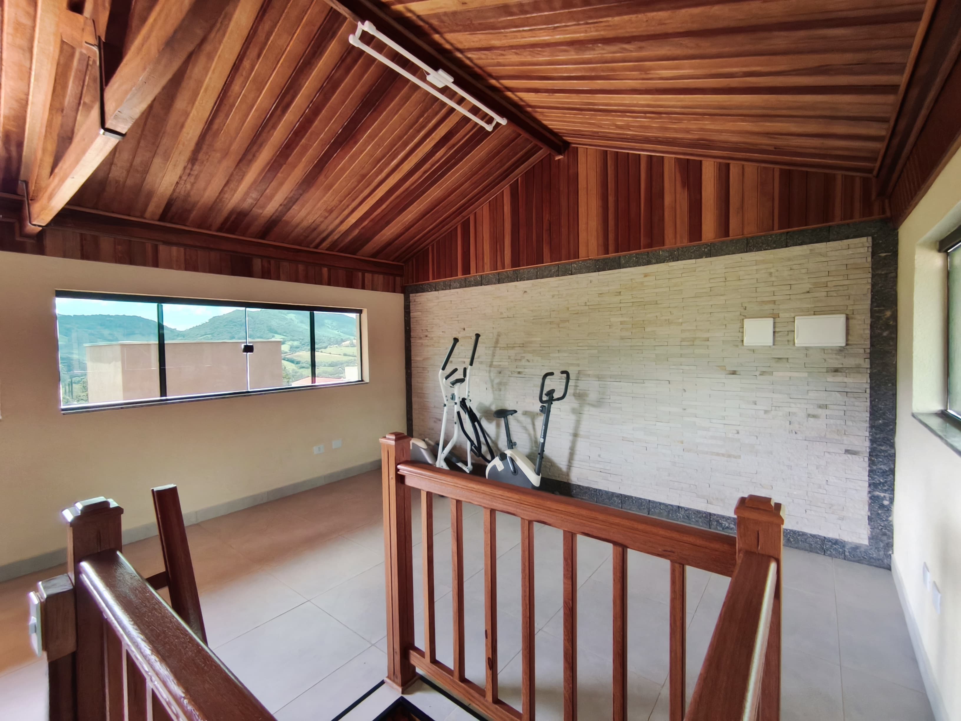 Oportunidade: Casa à Venda no Bairro dos Pereiras