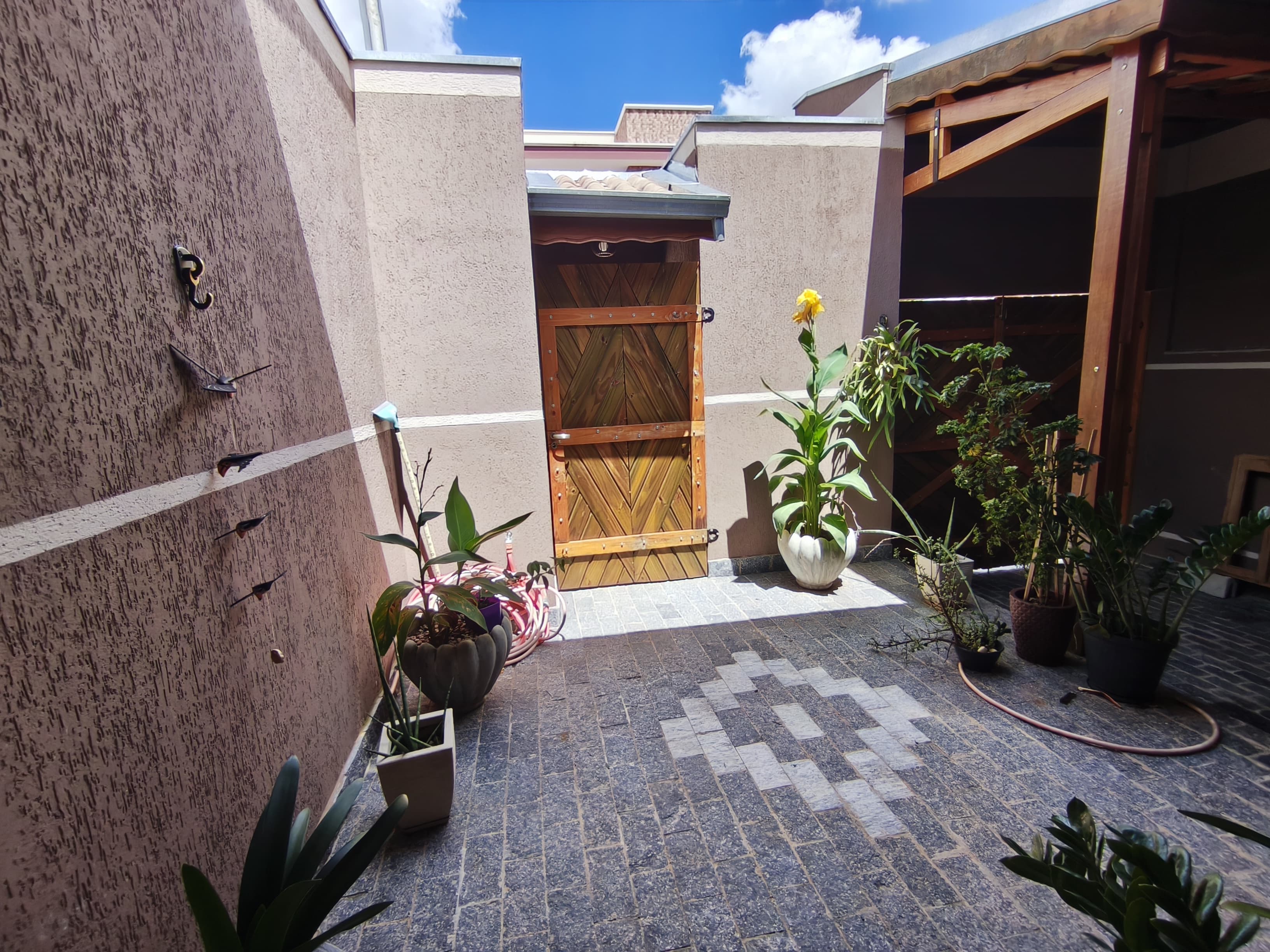 Oportunidade: Casa à Venda no Bairro dos Pereiras