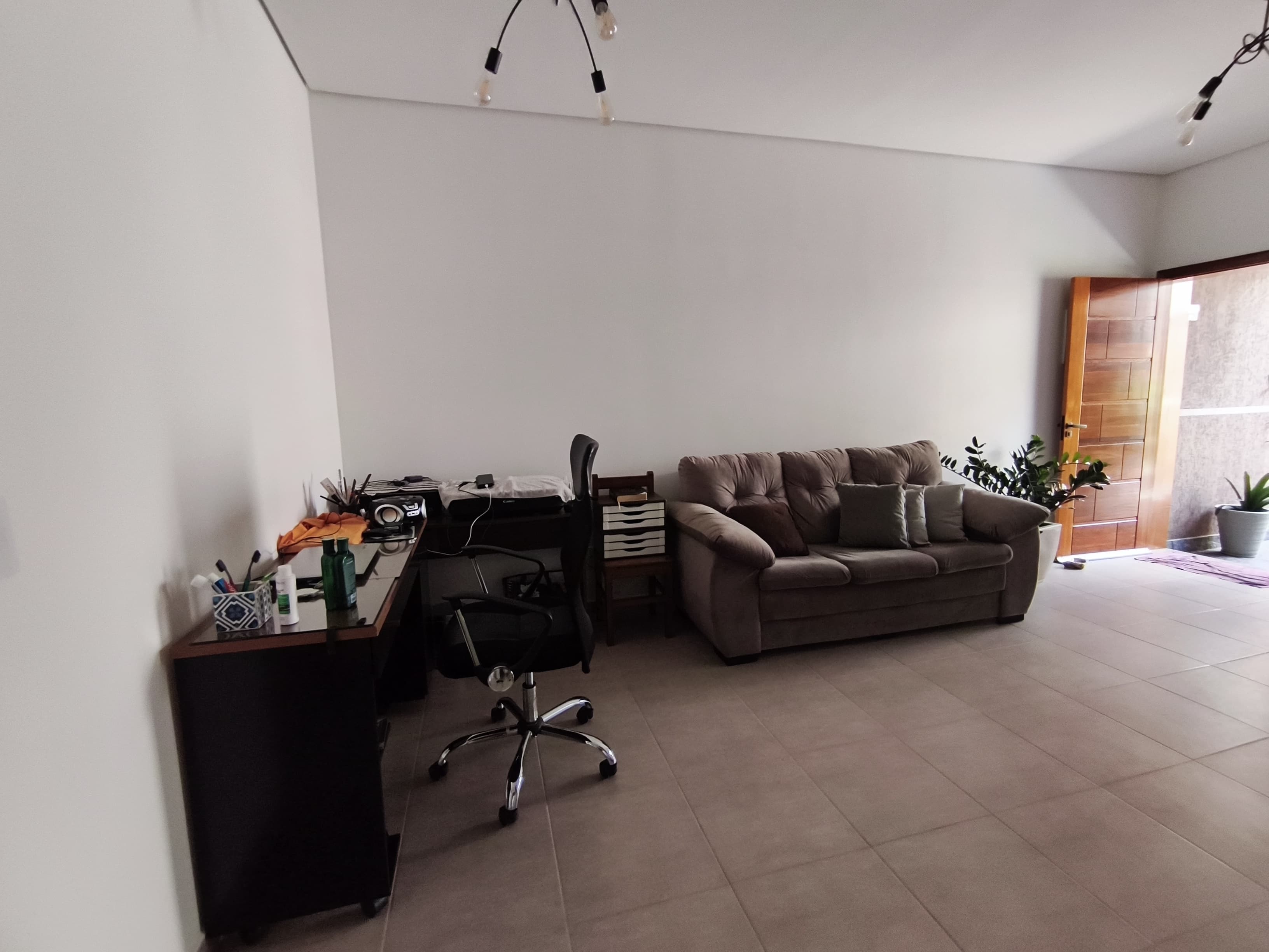 Oportunidade: Casa à Venda no Bairro dos Pereiras