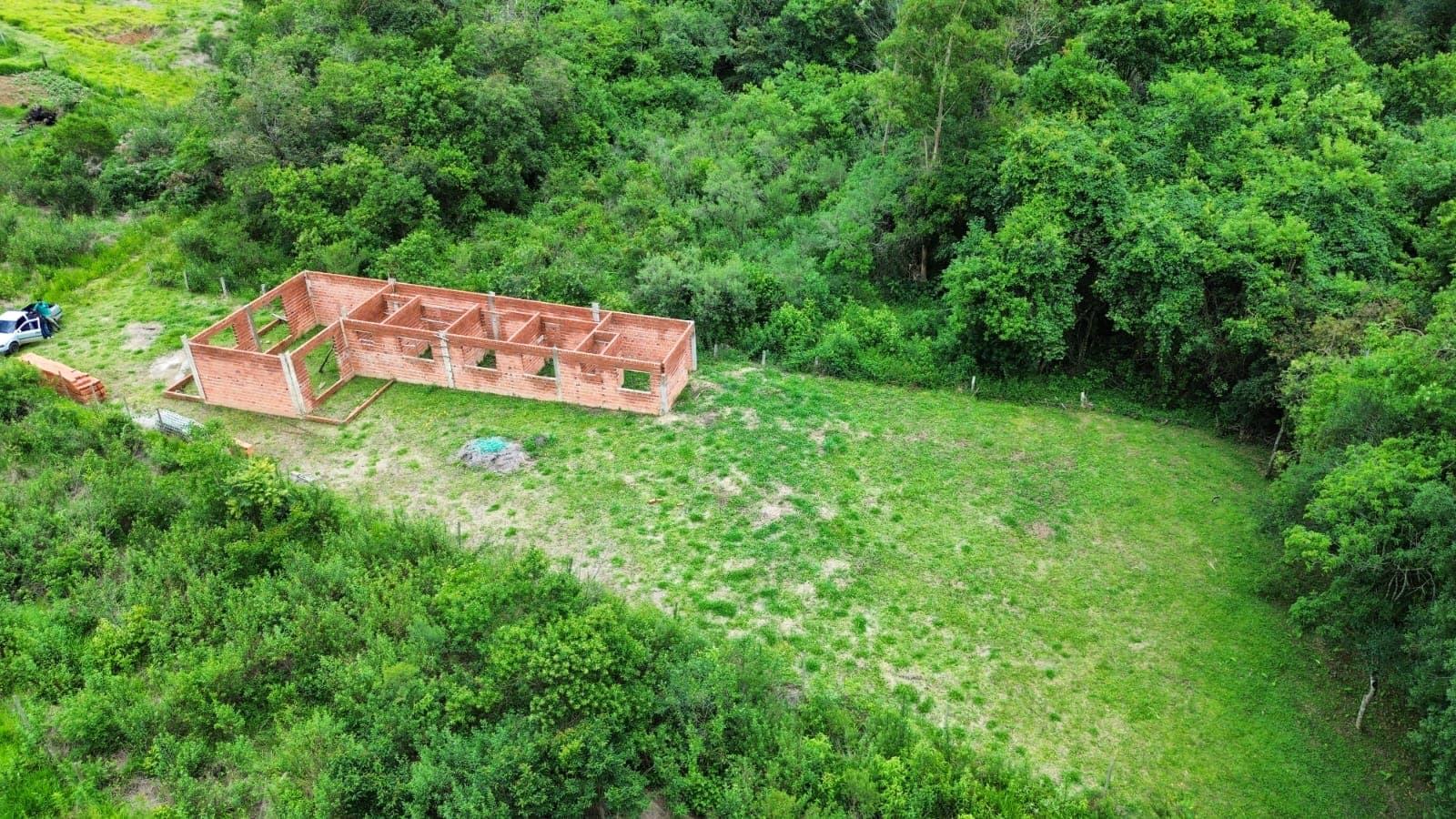 CHÁCARA À VENDA – MUNHOZ/MG 1000 mts