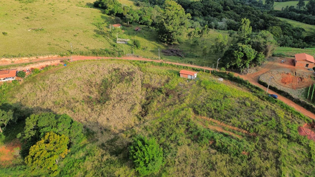 🌿 TERRENO À VENDA EM MUNHOZ – MG 🌿 📐 Área total de 22.000 m²