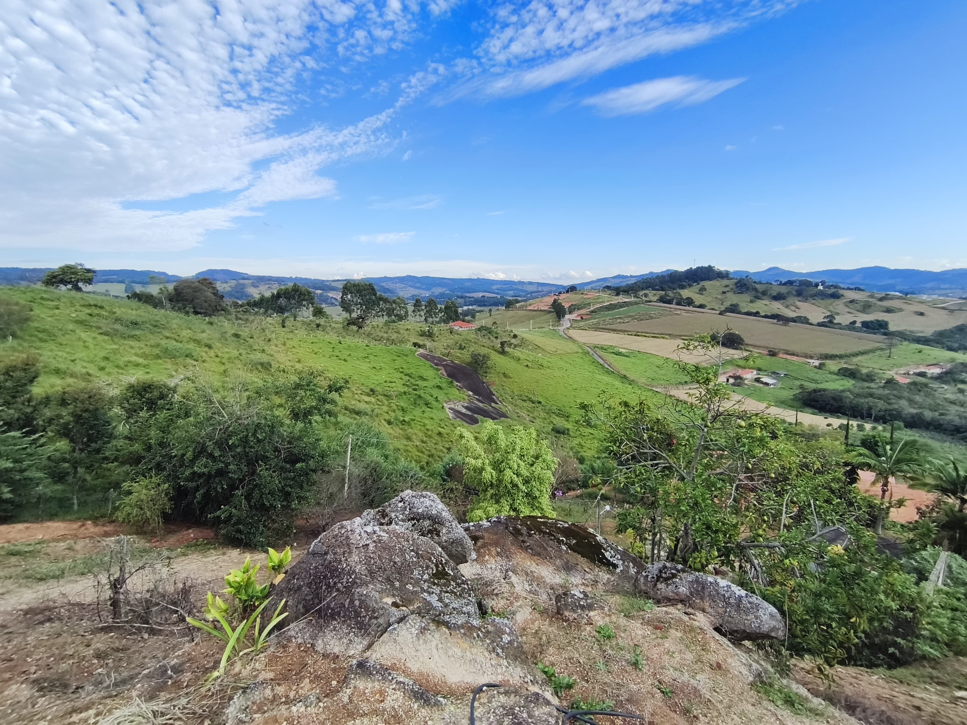 🌄 TERRENO À VENDA EM TOLEDO – MG 🌄 📐 Área total de 2.275 m²