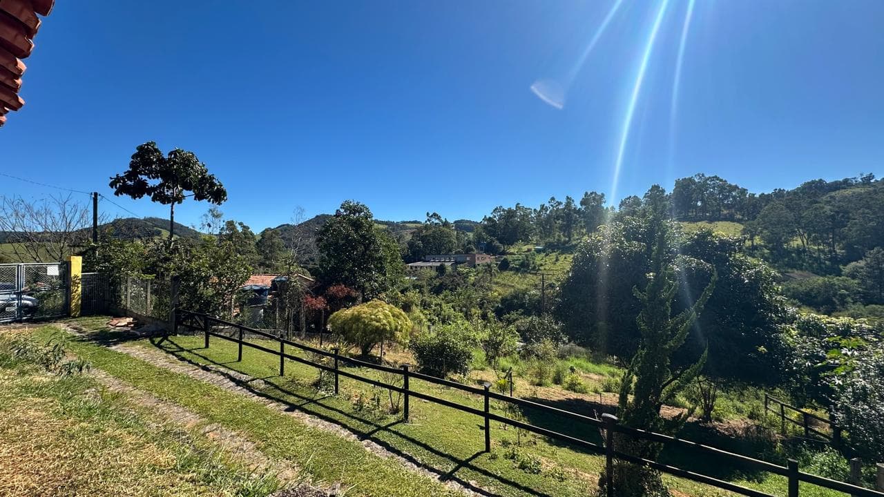 CHÁCARA À VENDA – TOLEDO/MG